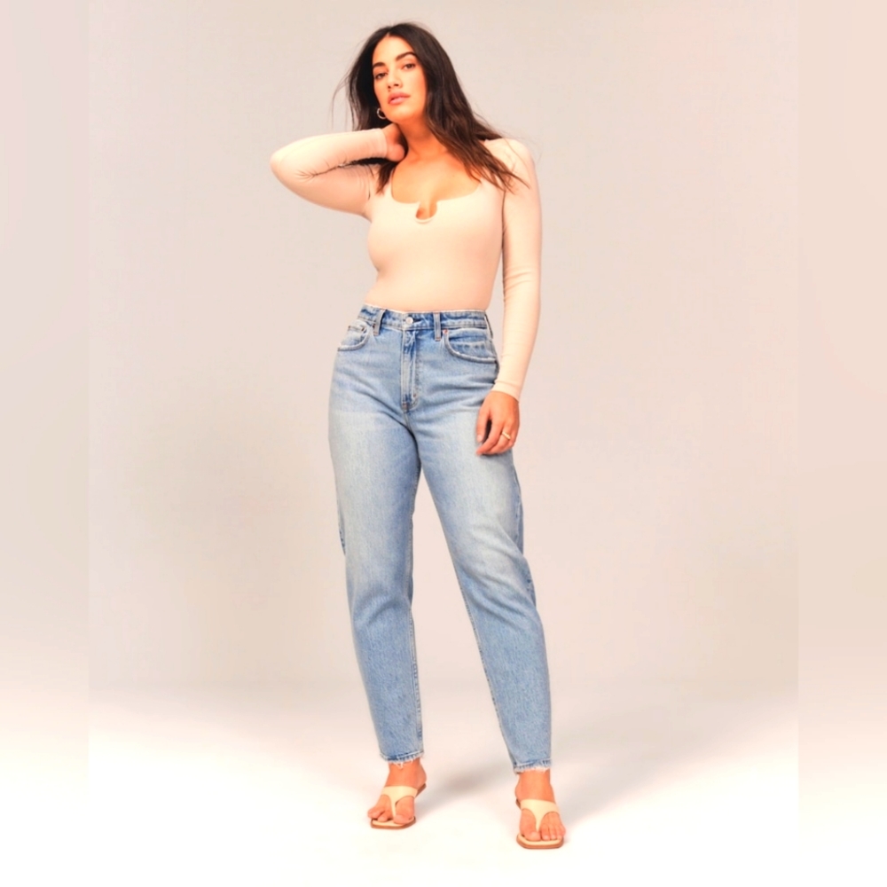 Abercrombie and Fitch The 80s Mom High Rise
